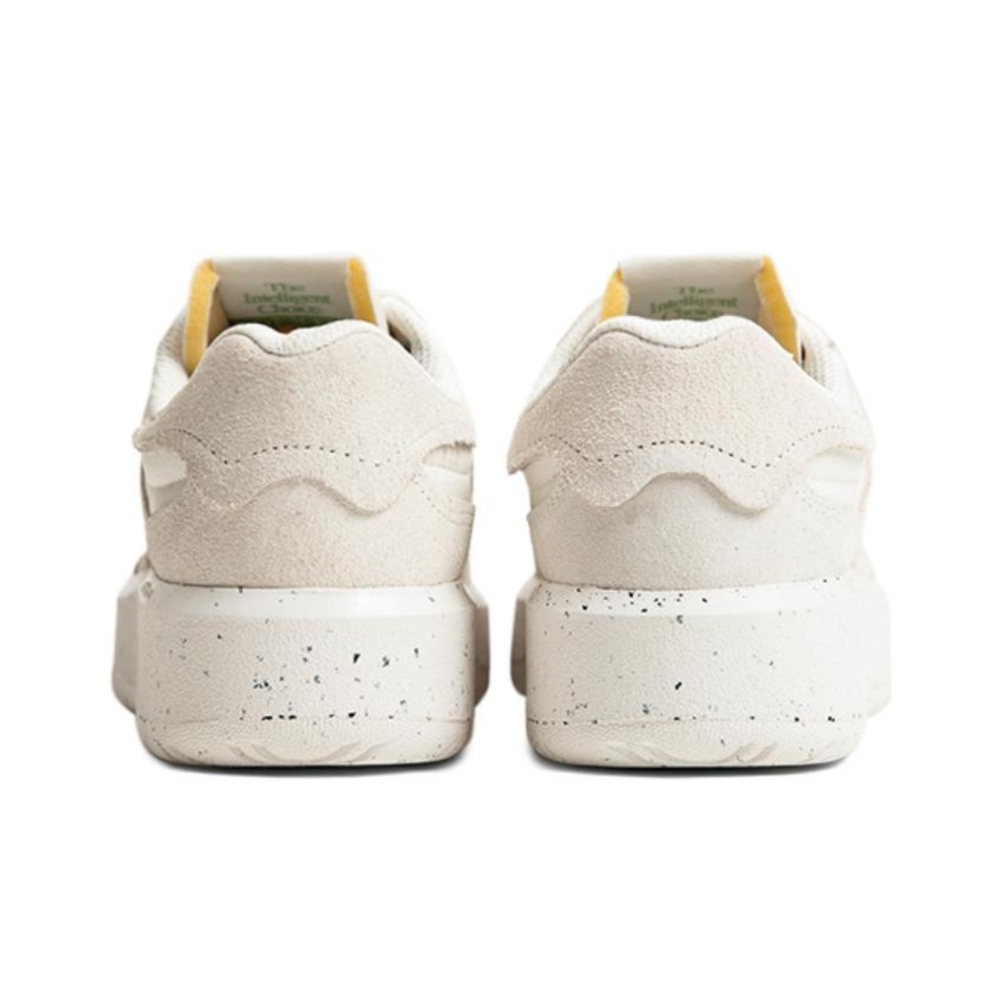 Женские кроссовки New Balance 302 ' White' CT302DA