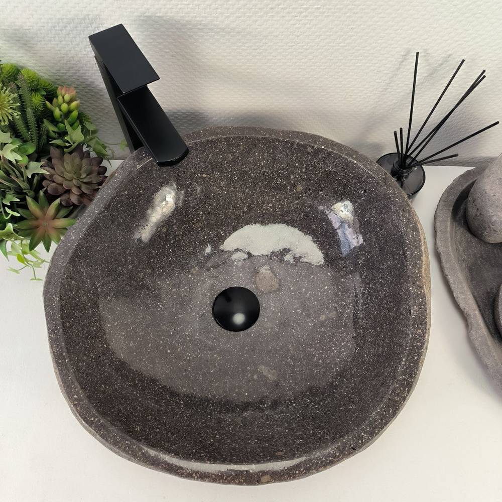 Раковина из речного камня RS-64859 48*45*15 0856