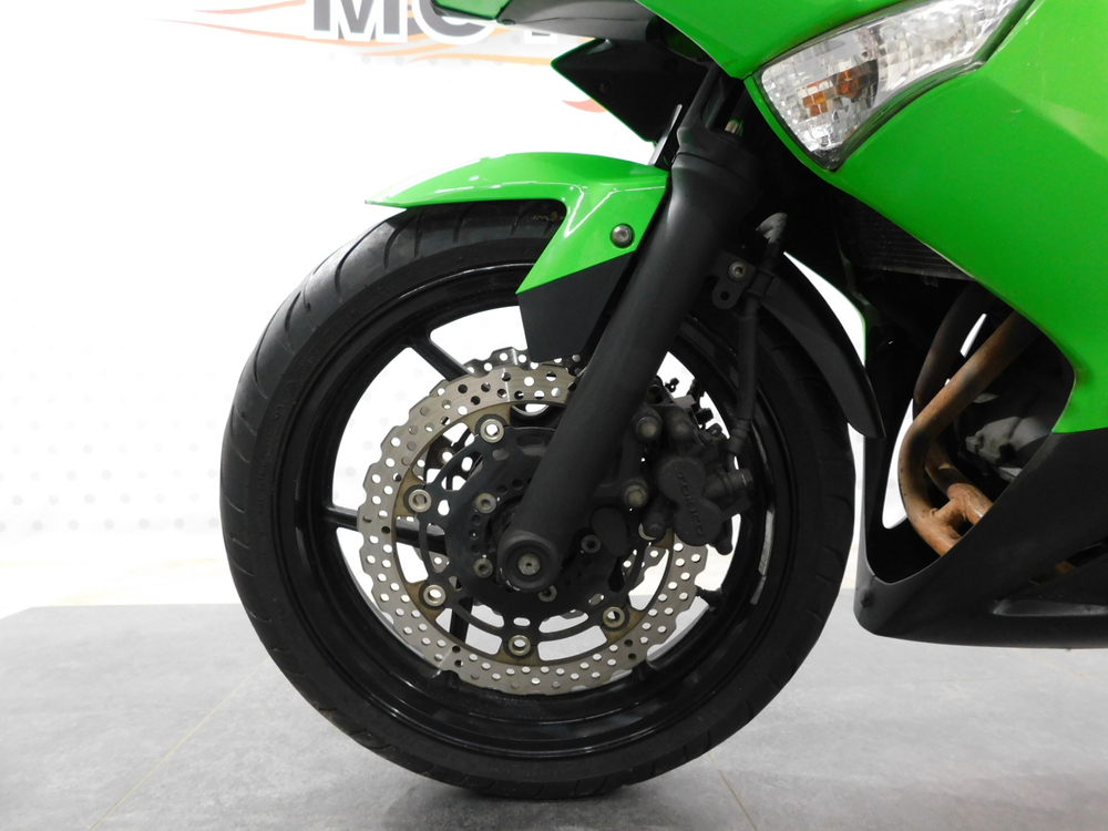 Kawasaki Ninja 400R 038316