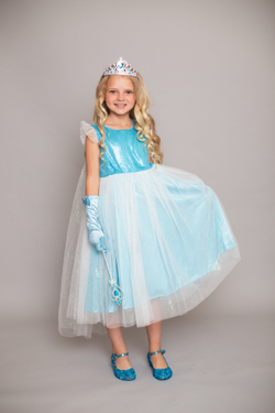 платье эльзы с длинным шлейфом