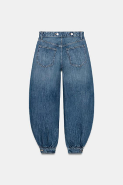 ZARA ДЖИНСЫ TRF BALLON СО СРЕДНЕЙ ПОСАДКОЙ И ПЕТЛЕЙ, СИНИЙ