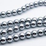 Гематит Шар бусины (имитация), цвет серебристый, диаметр 6-6,2 мм, цена за 31-32 шт (1/2 нити)