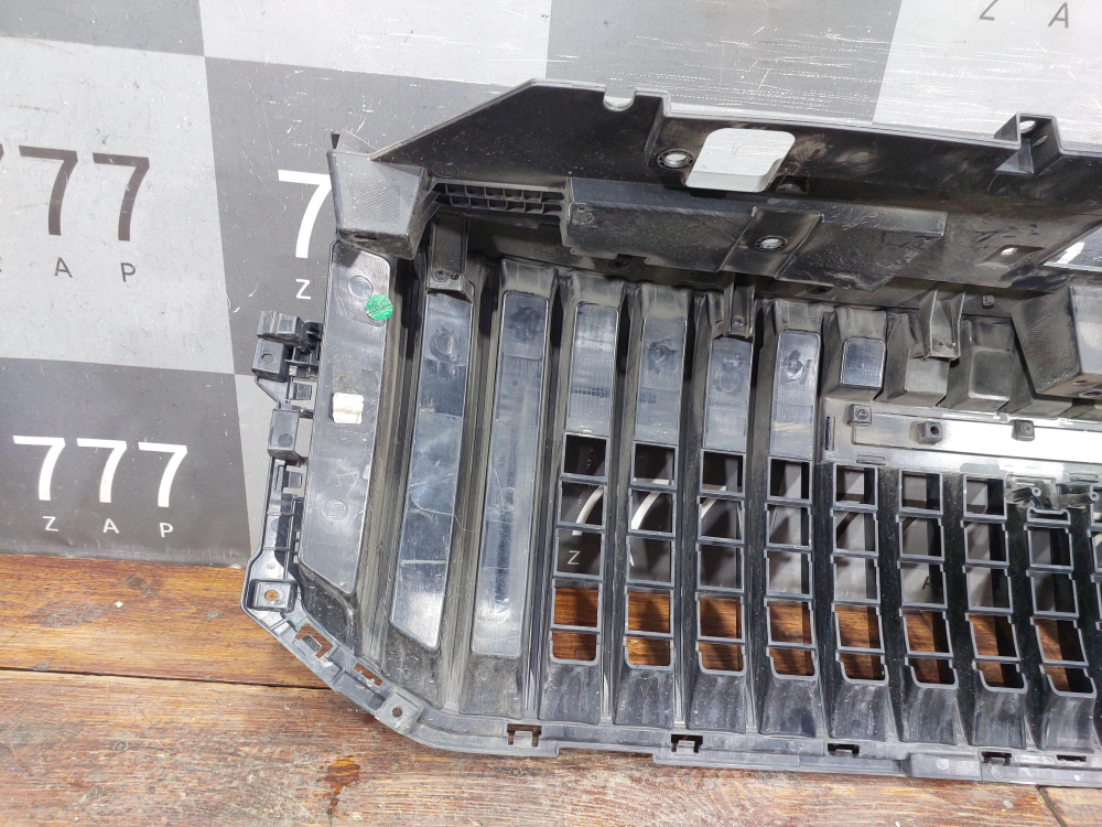 Решетка радиатора Jaecoo J7 23-нв Б/У Оригинал 602003767AA