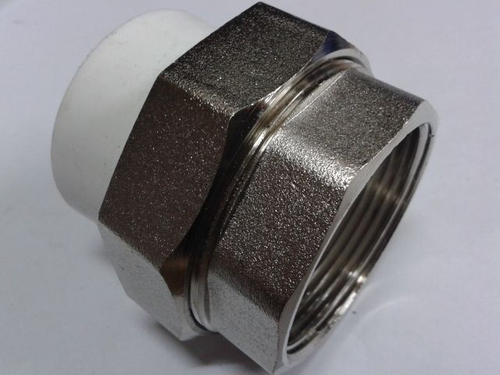 Амер.муфта. д40х1* вн.р ПП