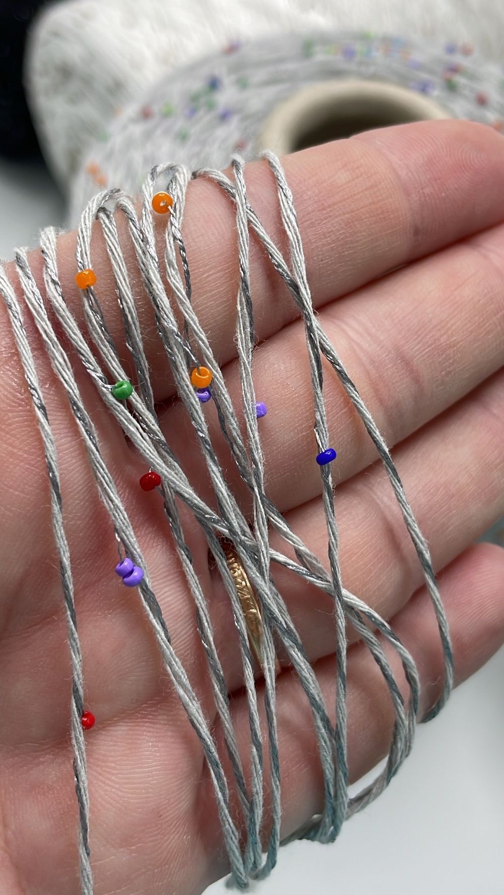 Бисер COFIL 30% хлопок 42% вискоза 28% полиамид+бисер