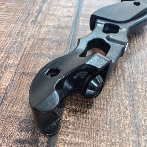 Рукоять для Спортивного лука F185 Пантера (черный)