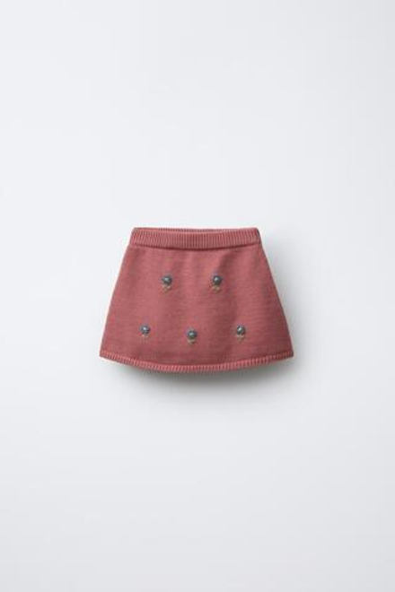 ZARA ТРИКОТАЖНАЯ ЮБКА С ВЫШИТЫМИ ЦВЕТАМИ, МЯГКИЙ РОЗОВЫЙ