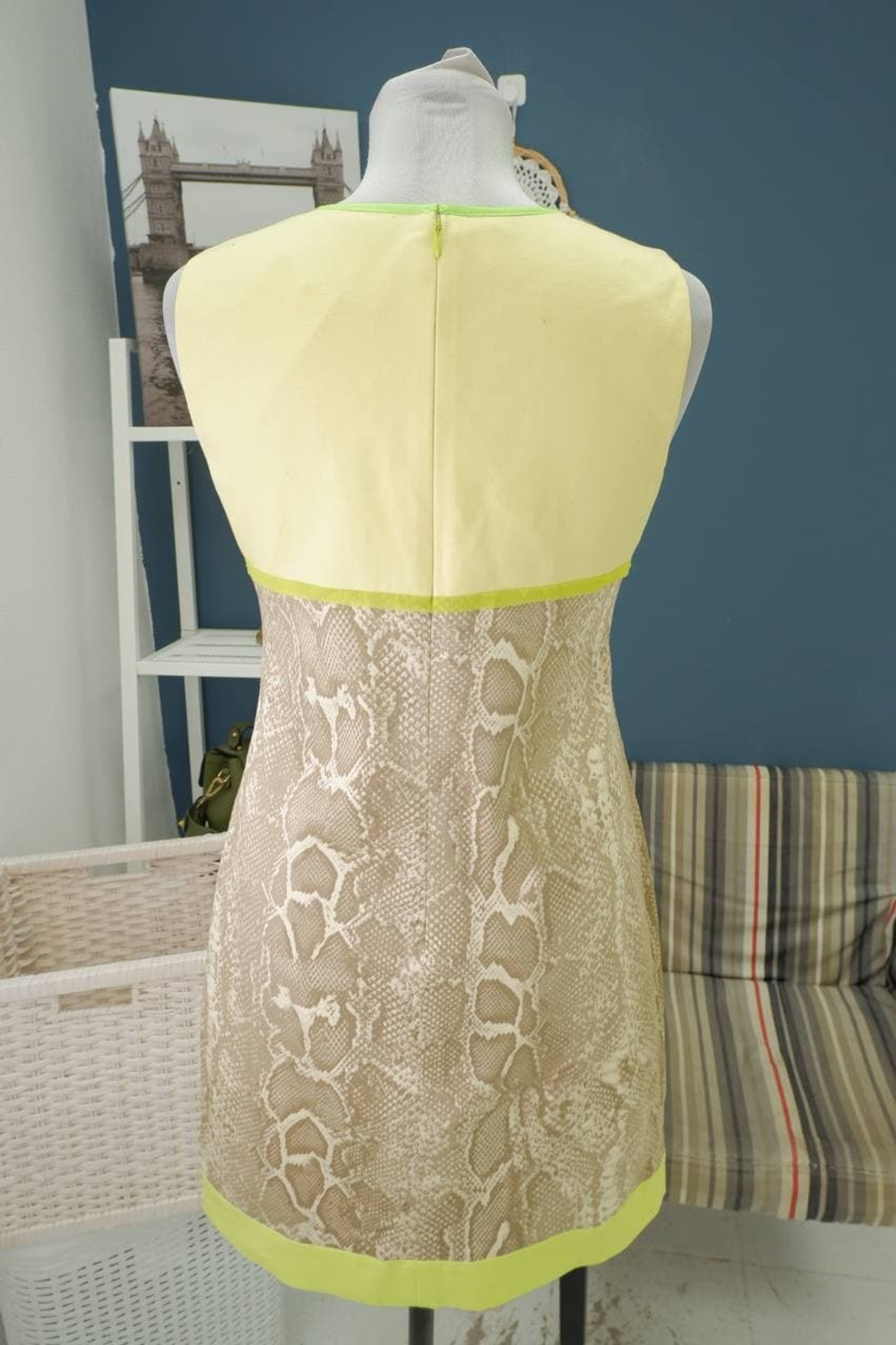 Платье T Tahari комбинированное 42 размер