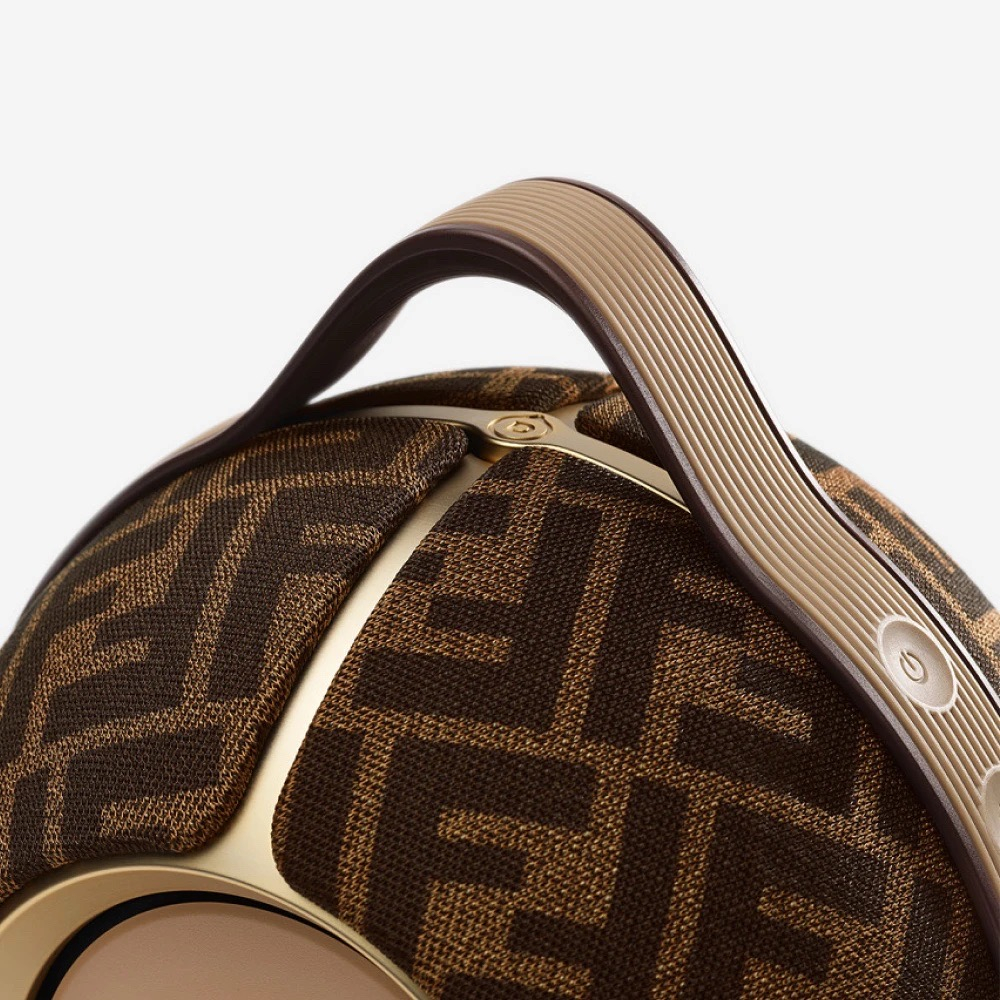 Акустика портативная Портативная колонка Fendi, Devialet Mania Tobacco Brown, Табак