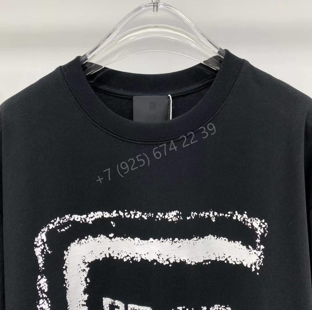 Футболка Givenchy