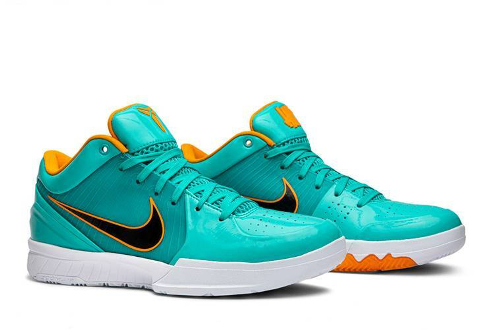 Кроссовки Undefeated X Nike Zoom Kobe 4 Protro Spurs
