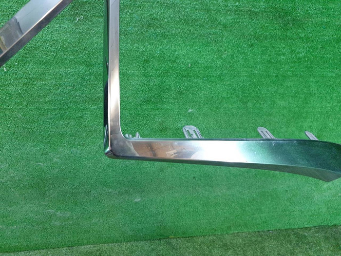 Молдинг решетки радиатора Lexus RX 4 (2015-2019)