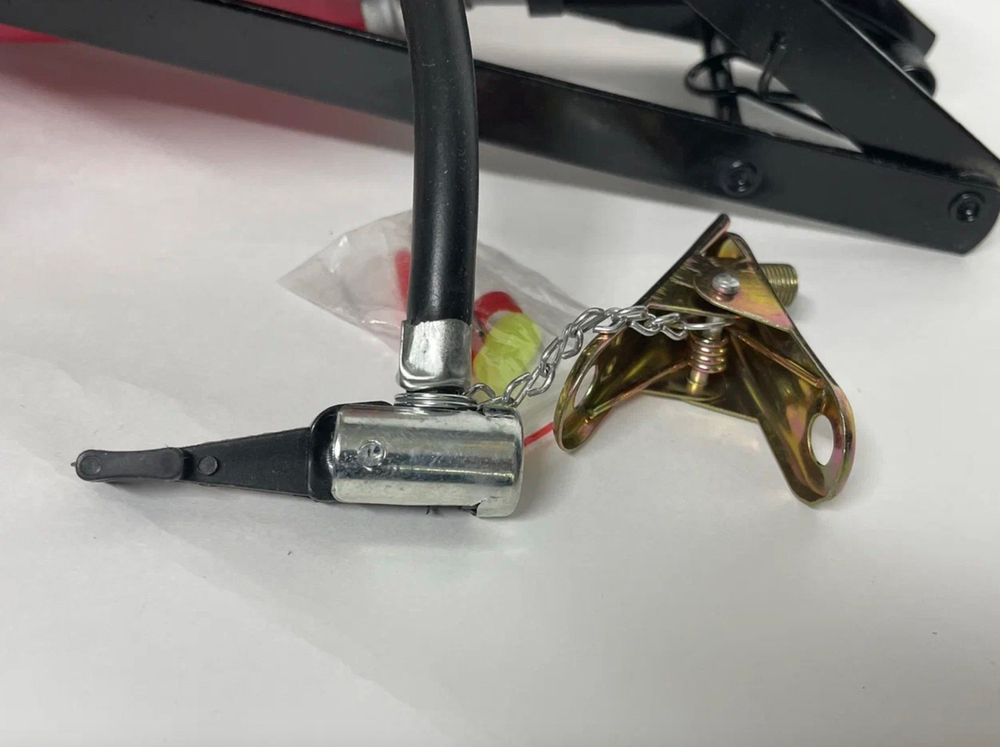 Ножной одноцилиндровый насос для шин автомобиля с монометром SHARK SY-920, TG (1 шт.)