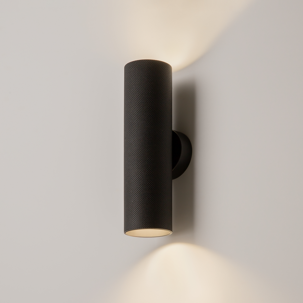 Настенный светильник (бра) Maytoni C080WL-02-GU10-B