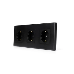 Розетка черная тройная с заземлением матовая поверхность