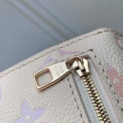 Louis Vuitton Pochette Metis East West