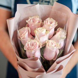 Букет из нежных розовых роз Эквадор