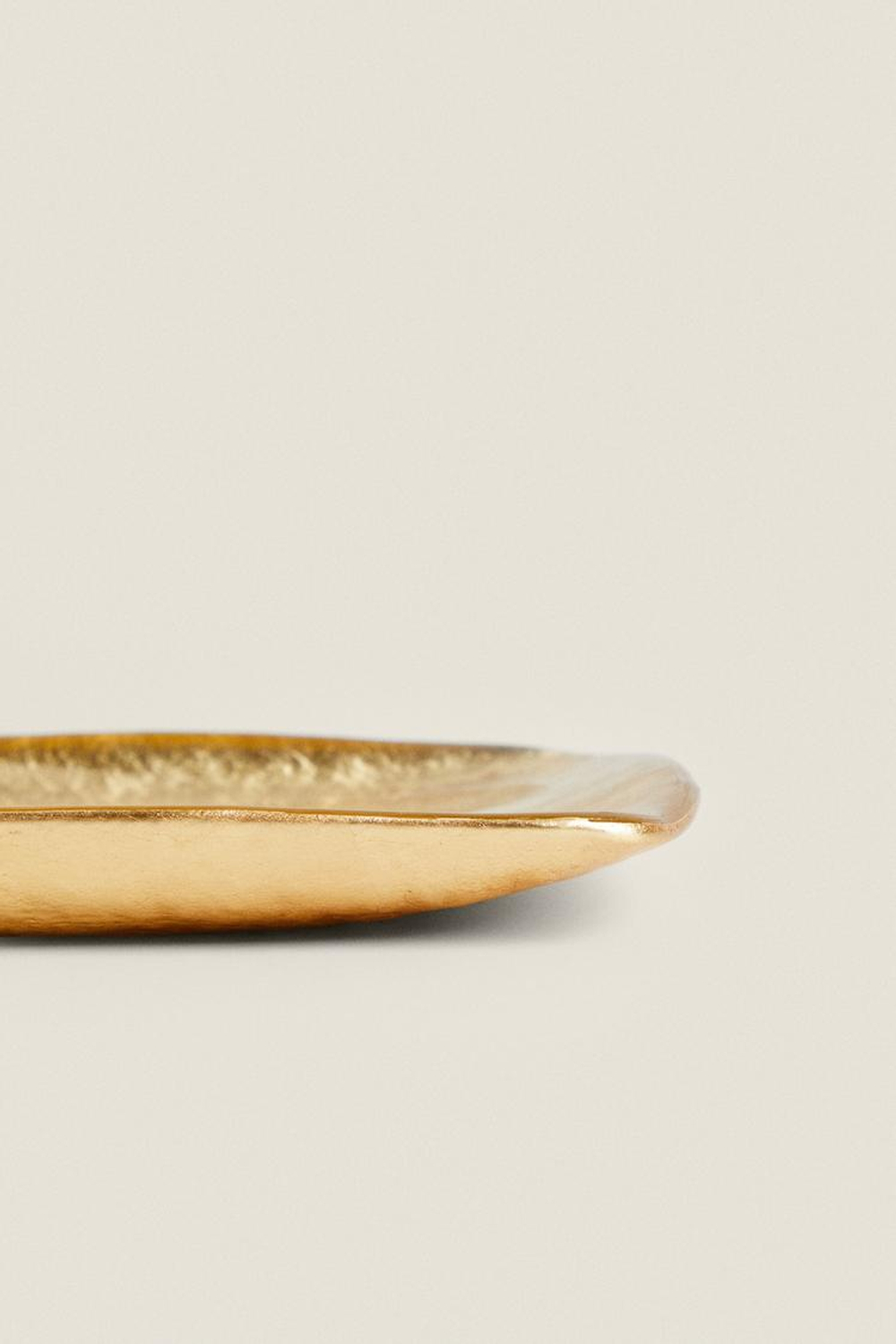 ZARA HOME ПРЯМОУГОЛЬНОЕ СЕРВИРОВОЧНОЕ БЛЮДО ИЗ ЗОЛОТОГО СТЕКЛА, ЗОЛОТОЙ