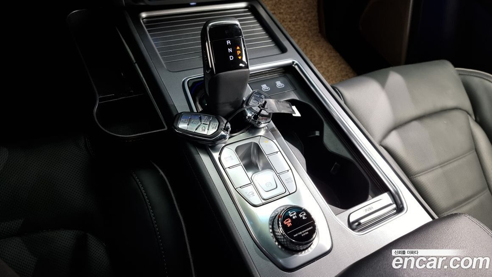 KG Mobility (Ssangyong) Rexton New 아레나 Дизель 2.2 4WD (05.2023)
