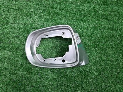 Рамка зеркала левая Lexus RX 3 (2008-2015)