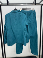 Льняной костюм Kiton