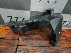 Кронштейн фары левый Москвич 3 22-нв Б/У Оригинал 2803503U3480