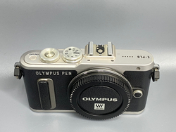 Olympus PEN E-PL8 Kit 14-42mm