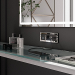 Рамка на 3 поста Diamant (зеркальный)