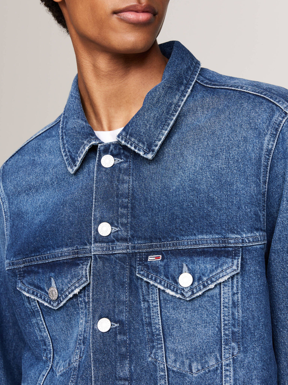 Джинсовая куртка Tommy Jeans - голубой(DM0DM20495)