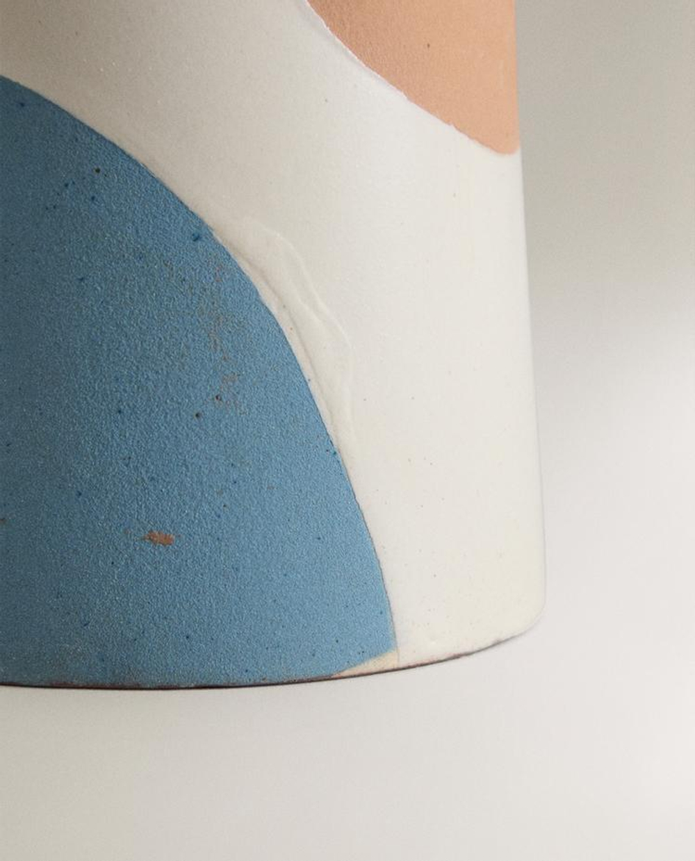 ZARA HOME КЕРАМИЧЕСКАЯ КРУЖКА, ЭКРЮ