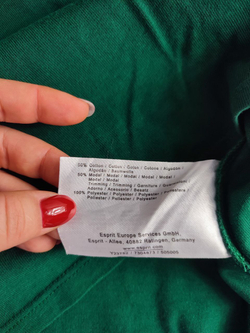 Джемпер стильный 42 размер