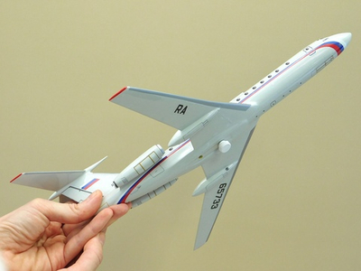 Модель самолета Ту-134Б-3 (М1:100, СЛО России)