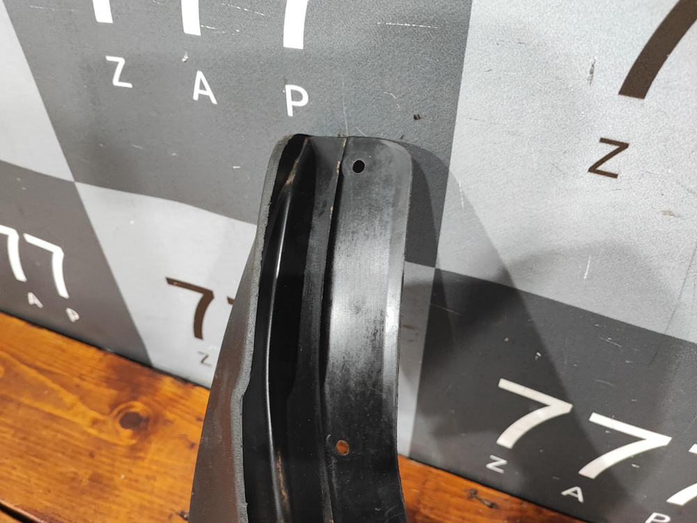 Брызговик задний левый Volkswagen Tiguan 2 16-нв Б/У Оригинал 5NA075101