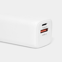 Штекер зарядного устройства с USB-адаптером ENDLESS POWER