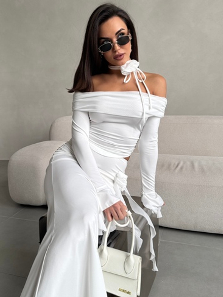 Женский костюм топ с юбкой воланы с розой белый (L/XL)