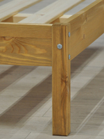 Кровать двуспальная 180х200 Тарва из массива сосны с основанием, бейц