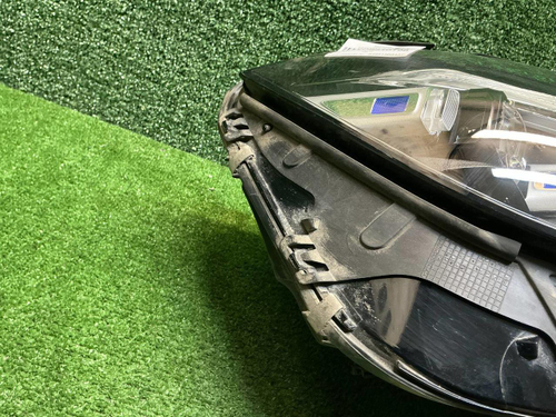 Фара правая Mercedes S W223 (20-нв) Digital Light