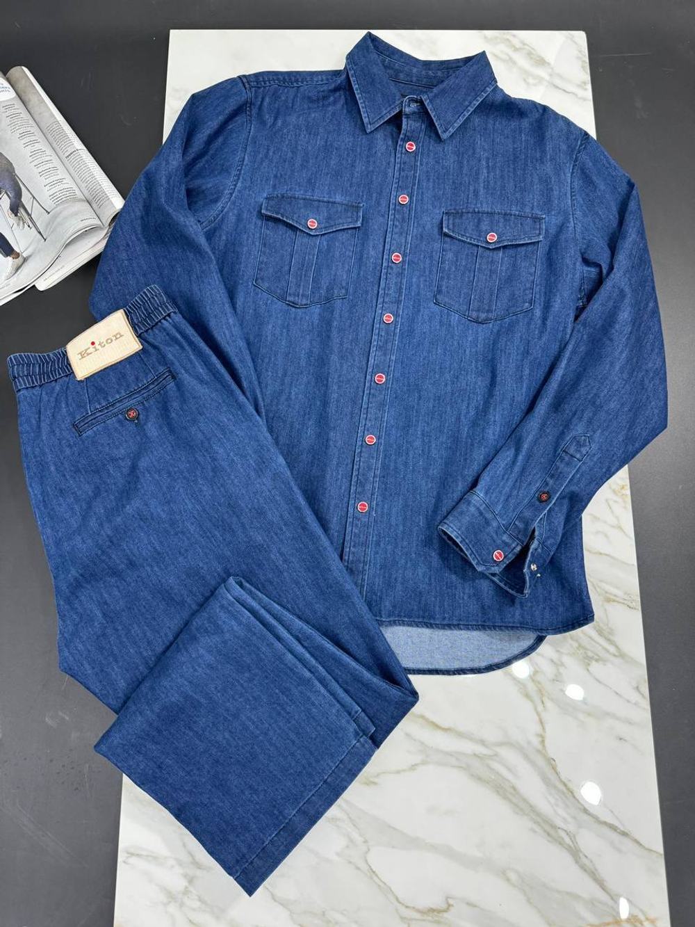 Костюм Kiton
