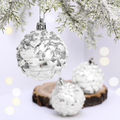 Ёлочные игрушки «Шишки нарядные» 6 см (набор 3 шт), серебро/белый