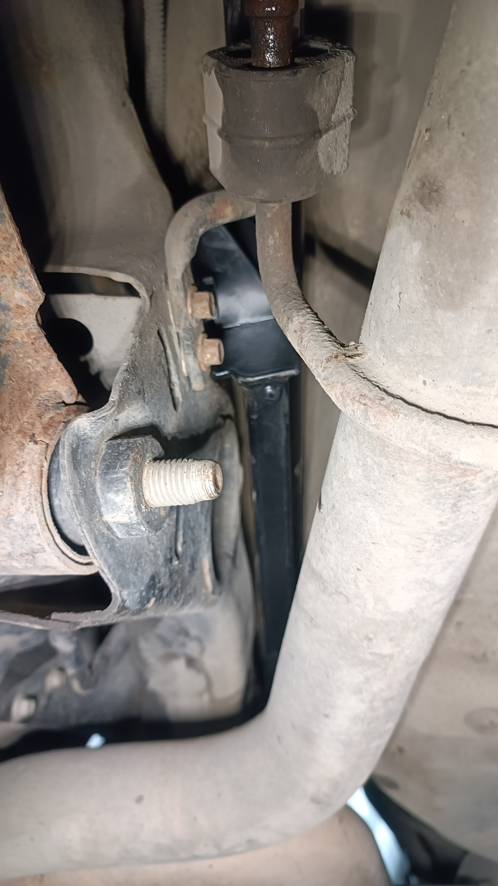 Усилитель маленький заднего подрамника Ford Explorer 5 (ПОД ЗАКАЗ)