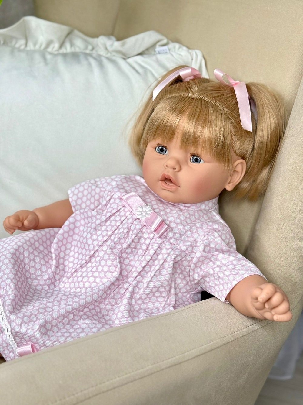 Кукла Berbesa мягконабивная 62см Dulzona (8049S)