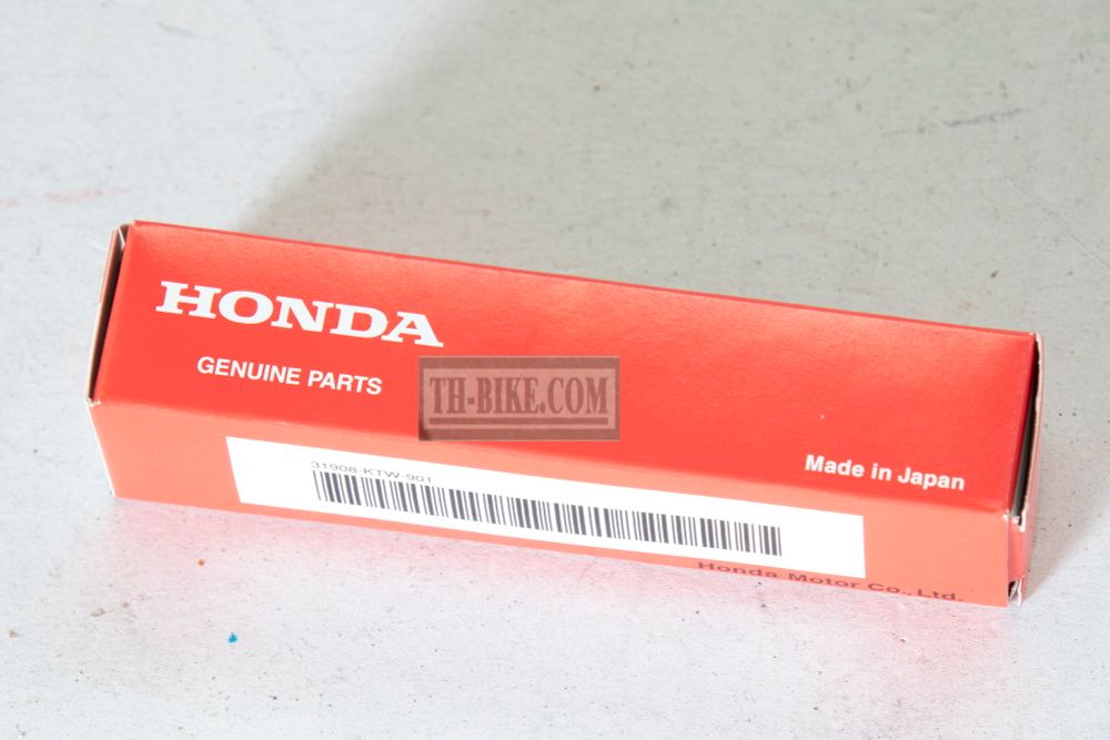31908-KTW-901. PLUG, SPARK (LMAR8A-9) (NGK). Spark Plug Honda Forza250-300, SH300