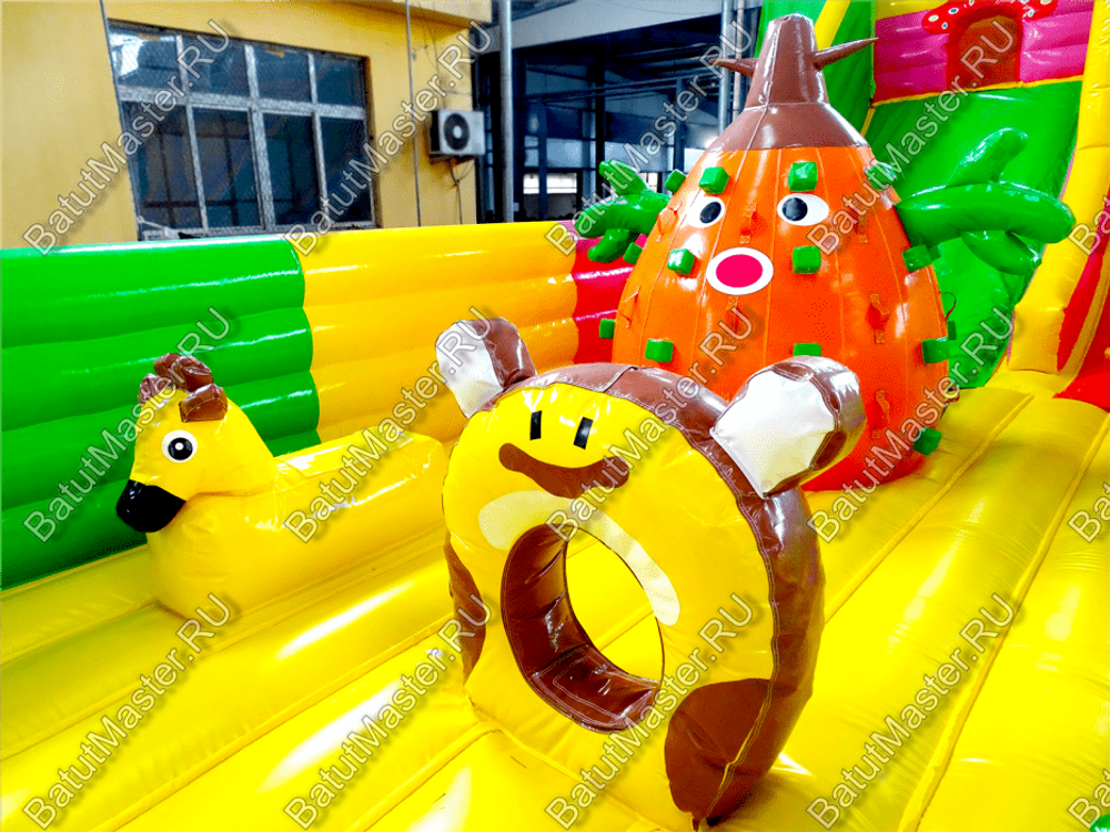 Коммерческий надувной батут "Сафари парк" 12*7*7 м