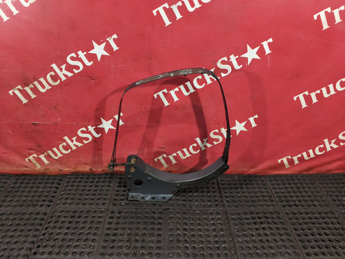 Кронштейн крепления топливного бака