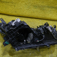 Фара левая Toyota Rav 4 CA40 (2015-2019) LED