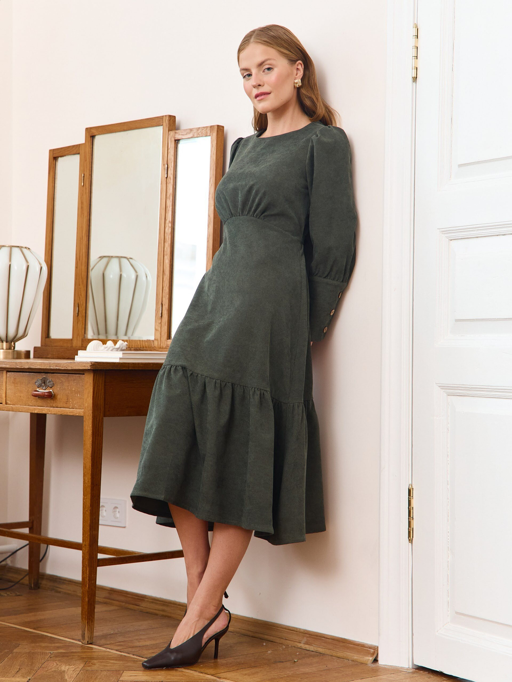 Платье с рукавом длинное