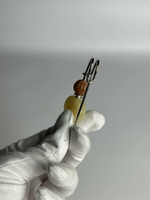 Булавка брошь "Янтарные камушки" для кардигана, пальто, платков, костюмов, одежды. Цвет  желтый