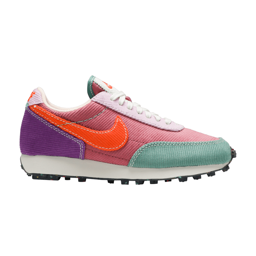 Кроссовки Nike Daybreak Desert Berry (Женская размерная сетка)