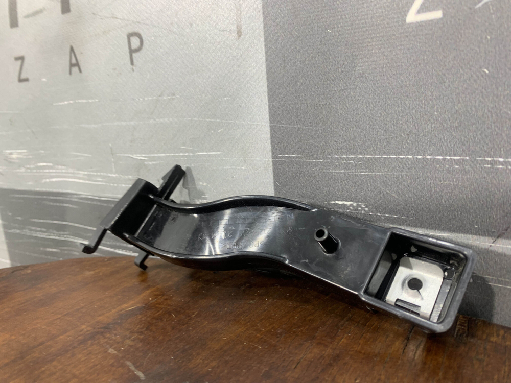 Кронштейн заднего бампера Mercedes E (W212) Б/У Оригинал A2128852114