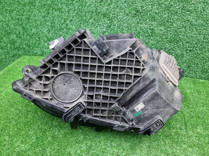 Фара правая Mercedes GLC X253 (2015-2019) LED